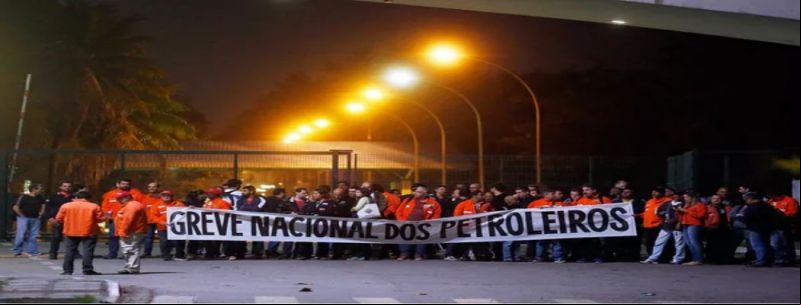Greve de petroleiros na Refinaria Duque de Caxias (Reduc), na Baixada Fluminense