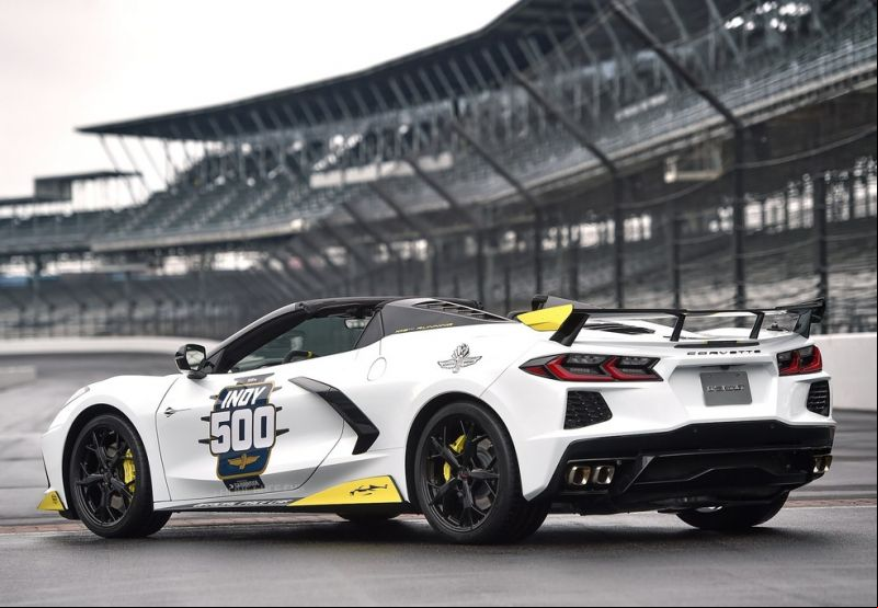 Chevrolet Corvette conversível vai para a garagem de Helio Castroneves — Foto: Divulgação