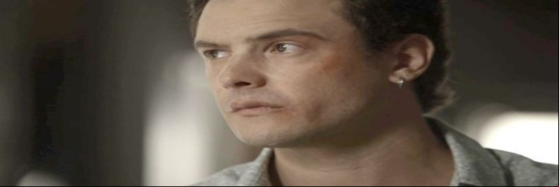 Gael se declara a Clara
