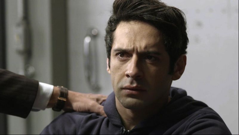 Antônia pressiona Agnaldo para descobrir outros envolvidos no roubo