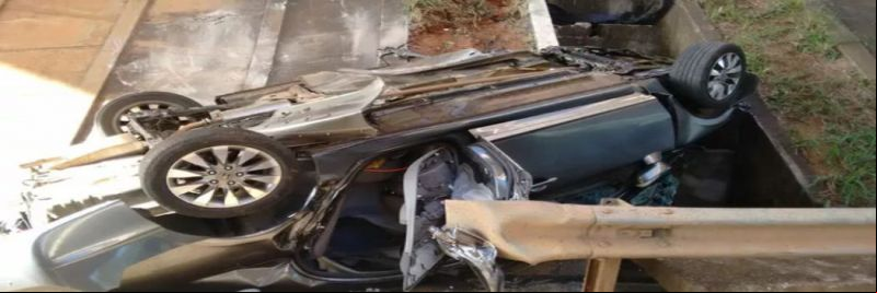 Carro de jovem de 24 anos ficou completamente destruído em acidente em Piracicaba