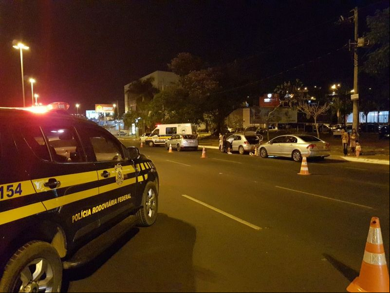 Veículos são apreendidos e motoristas autuados durante blitz da Lei Seca em Uberlândia